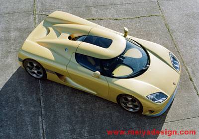 Koenigsegg CCR -2.jpg